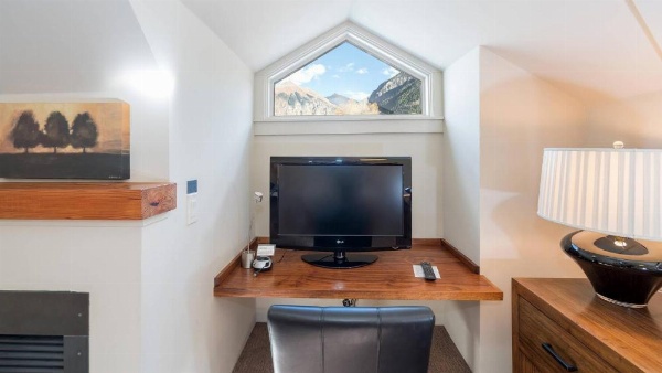 Hotel Columbia image 10